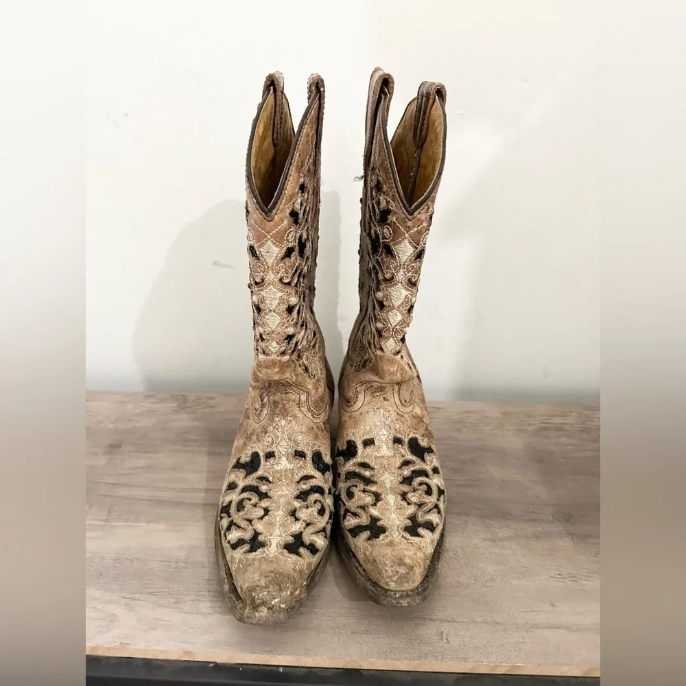 Corral girl Black Sequin Inlay Square Toe Western Boots A3648 3 1/2